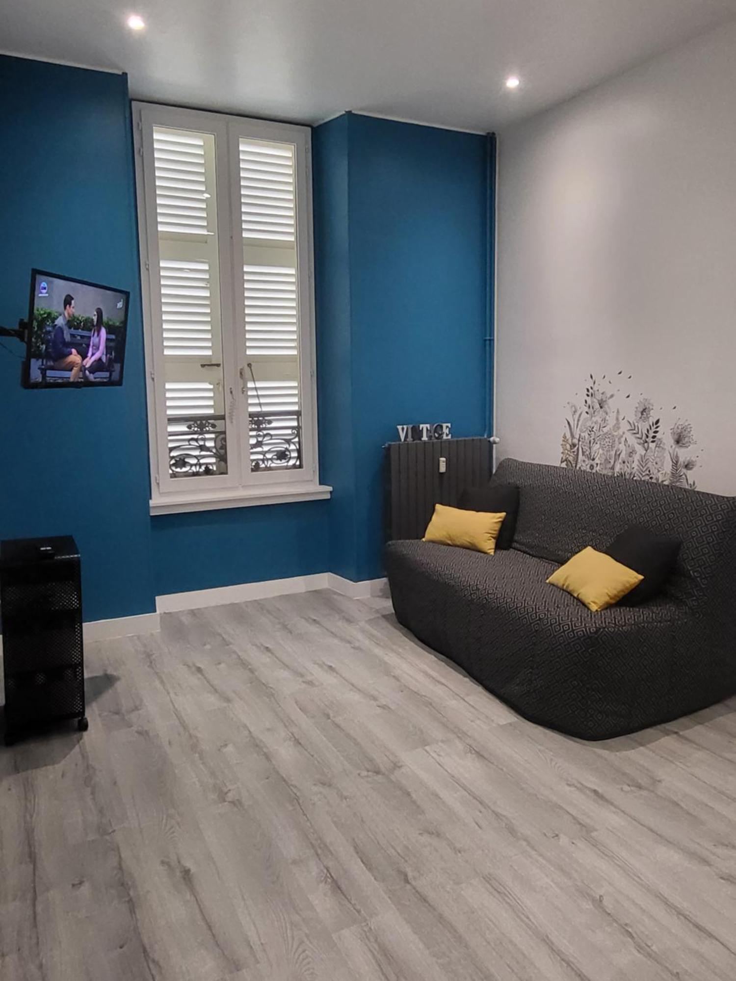 Grand Studio Refait A Neuf Centre-Ville La Bourboule Ngoại thất bức ảnh